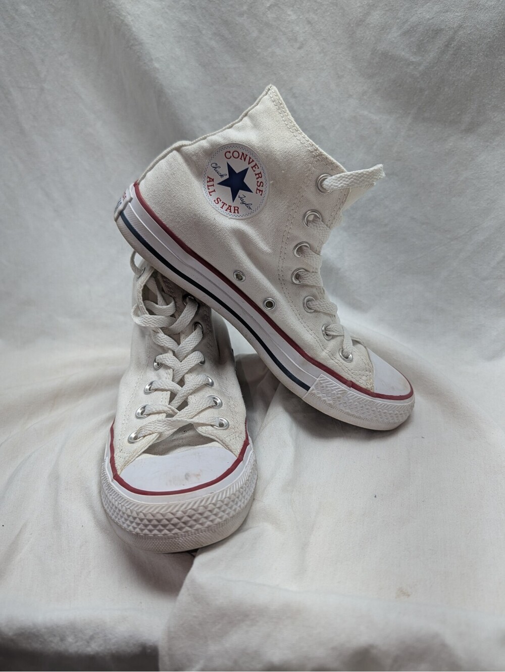 Converse Chuck Taylor All Star Sneakers white woman size 7 men size 5